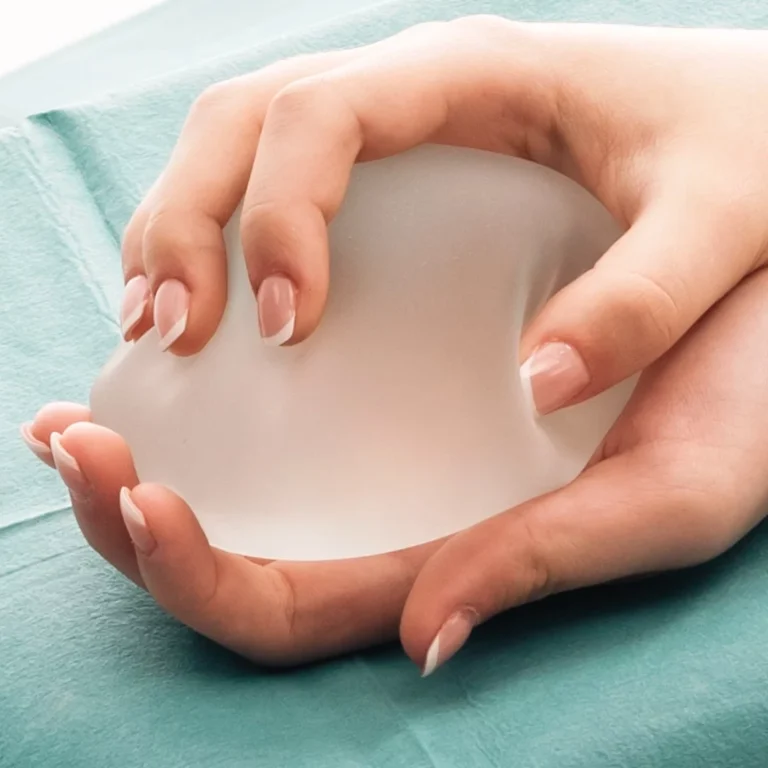 Changer une prothèse mammaire