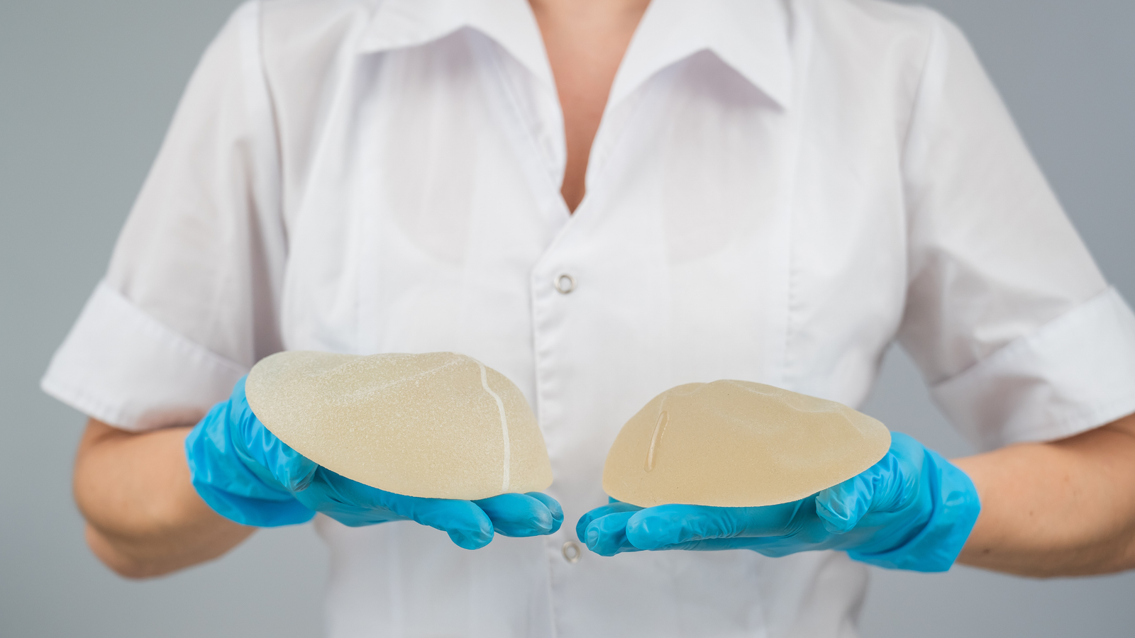 Implants Ronds vs Anatomiques Comment Choisir pour votre Augmentation Mammaire